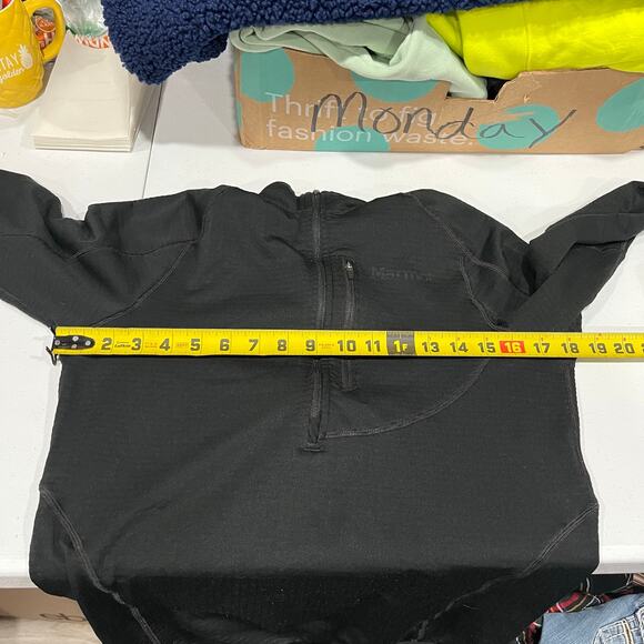 Marmot Black Half Zip Lightweight Pullover Thumb Holes Womens Small - Picture 9 of 9